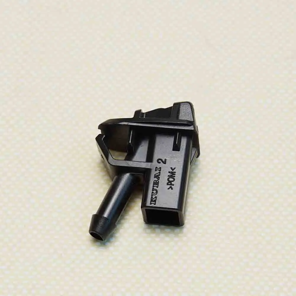 31333898 Front Windshield Washer Nozzles Right For Volvo V40/V40 Cross Country 2013-2019 Auto Parts