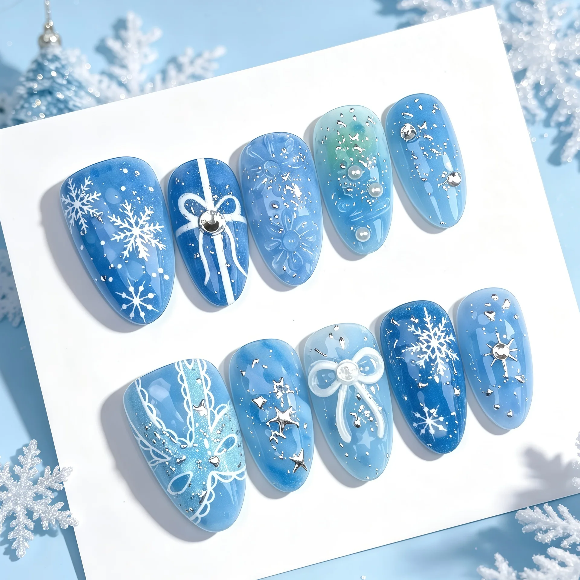 Nail Art Press On - 24Pcs Christmas Blue Mid-length Almond Fake