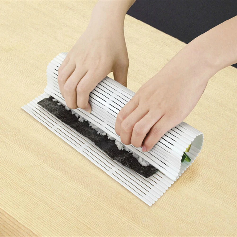 New Practical Sushi Rolling Roller Plastic Material Mat Maker Kitchen DIY Essential Tools For Sushi