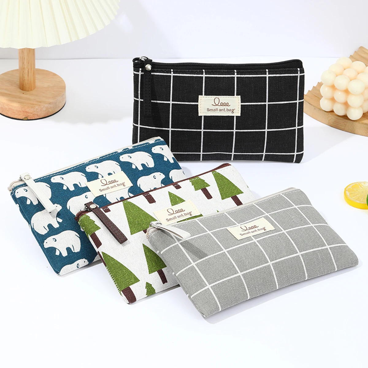 กระเป๋าแต่งหน้าผ้าใบความจุขนาดใหญ่ Small Fresh Portable Skincare Storage Bag การ์ตูนนักเรียนดินสอกระเป๋าสตางค์กระเป๋าเครื่องสําอาง