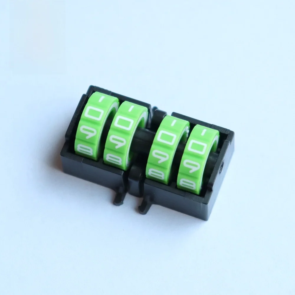 4 Digit Display Board Games Score Counter Adjustable Rotating Mechanism Score Tracker Tally Multi-Function Rotating Number Dials