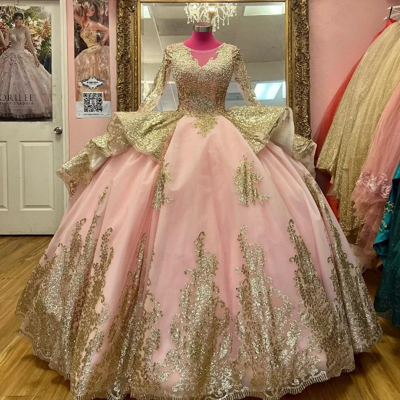 Pink Gold Appliqued Quinceanera Dresses Long Sleeve Vestidos De 15 Anos Ball Gown Formal Birthday Party Prom Gown Court Train