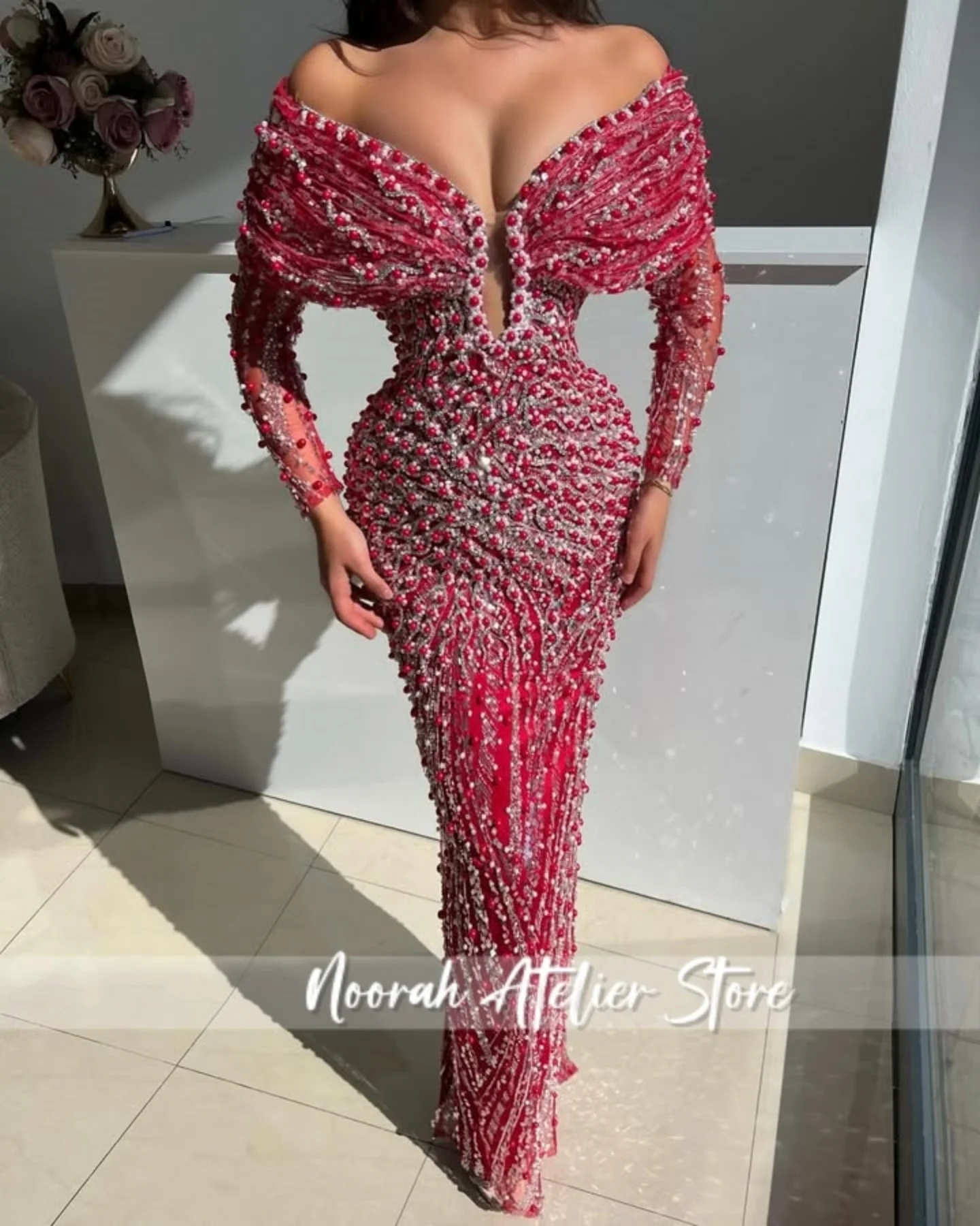 Abiti da sera con perle di paillettes di lusso con spalle scoperte rosse 2025 Abito da ballo con sirena per celebrità di Dubai da donna personalizzato
