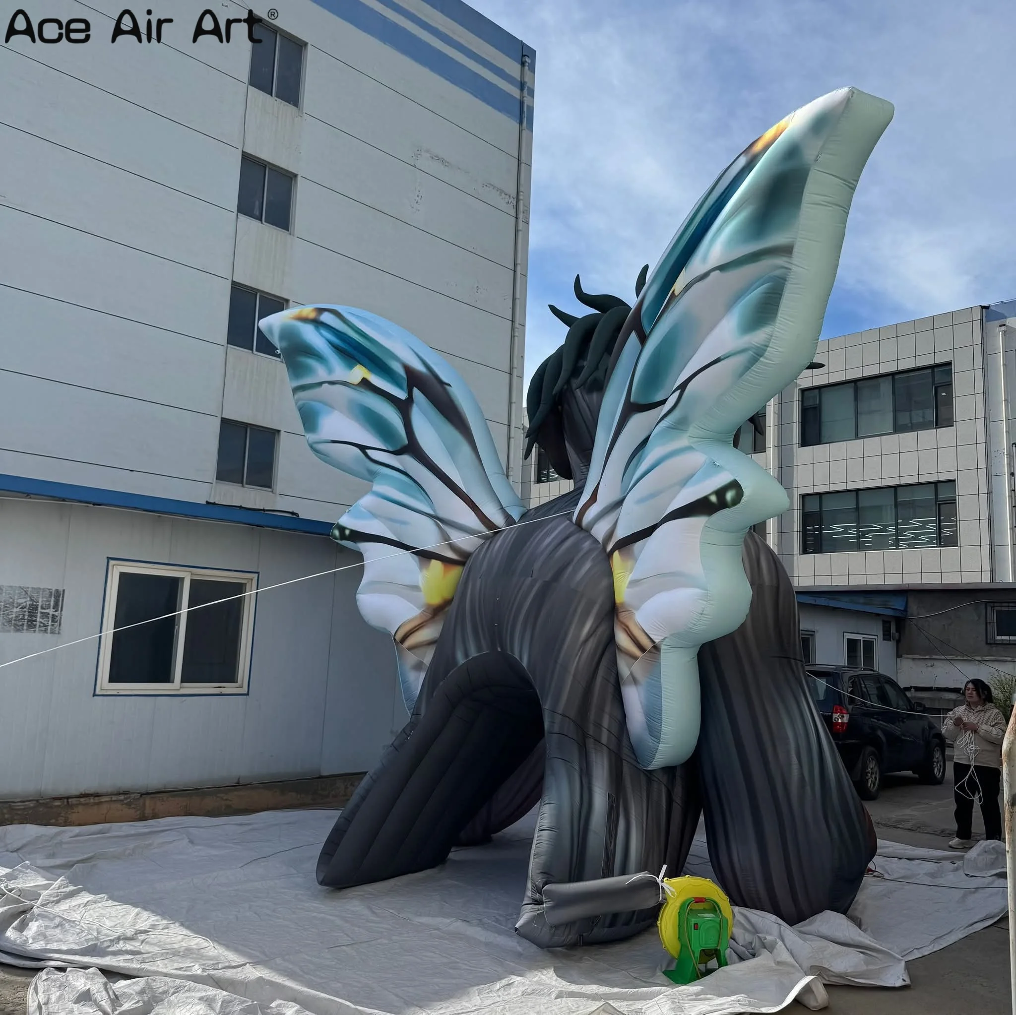 Arco deusa inflável gigante com asas de borboleta para entrada de festival, decorações infláveis de Halloween e exposições de arte