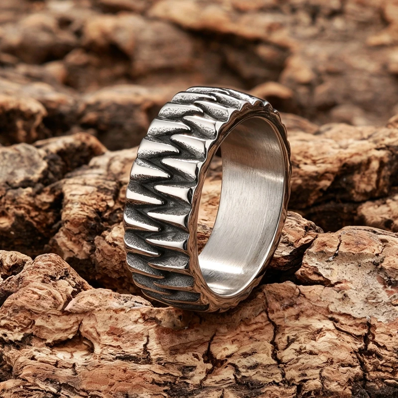 Heavy Industry Serrated Men's Ring, American Retro Old-fashioned, Niche Design Wide Version Ring Street Hip-hop Accessories