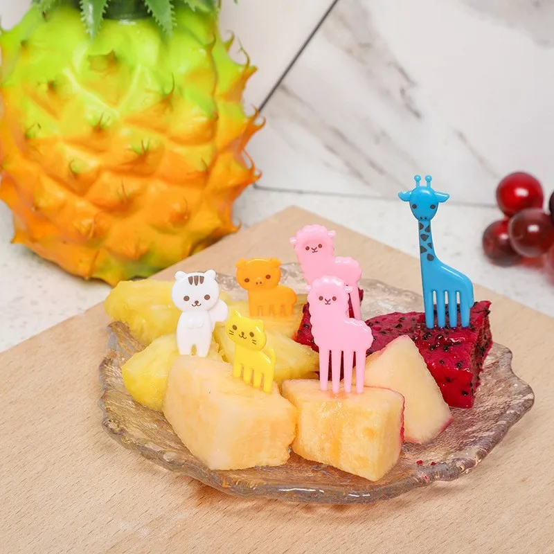 Animal Fruit Fork Food Grade Plastic Mini Cartoon Kids Cake Fruit Toothpick Bento Lunch Dessert Accessories Party Decor Supplies