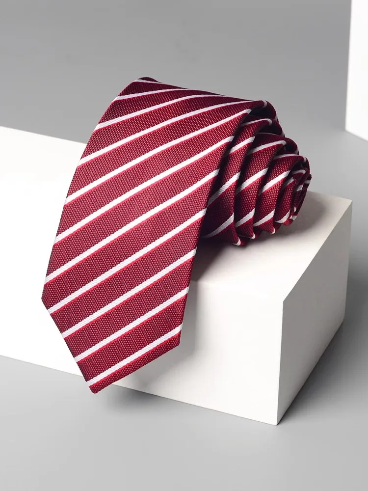 High Quality Red and White Striped Tie For Men's Business Banquet Casual Shirt Accessories Standard 7CM Hand Knotted Necktie