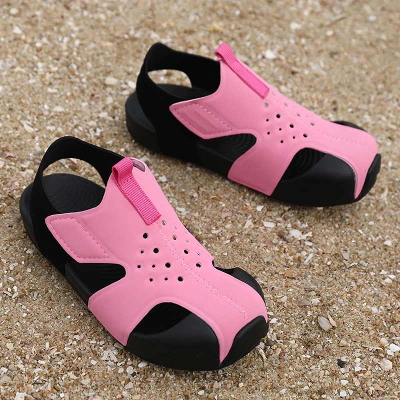 Nuove scarpe da spiaggia antiscivolo traspiranti all\'aperto per bambini scarpe da bambino sandali da interno leggeri alla moda Casual e comodi