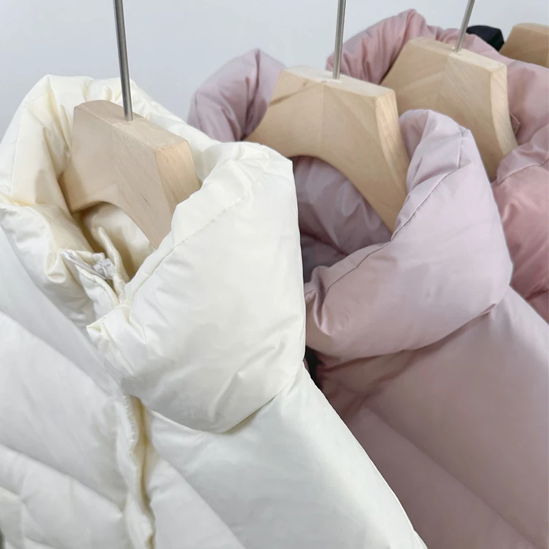 Light ! Thick ! Puffy! 2025 Thickened Women's Winter Down Jackets 95% Warm Coat Outerwear Woman Puffer Jacket Female short Coats