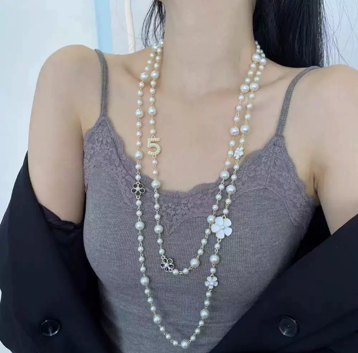 Luxurious and high-end multi-layer pearl necklace for women, elegant and simple, long winter and autumn sweater chain, jewelry