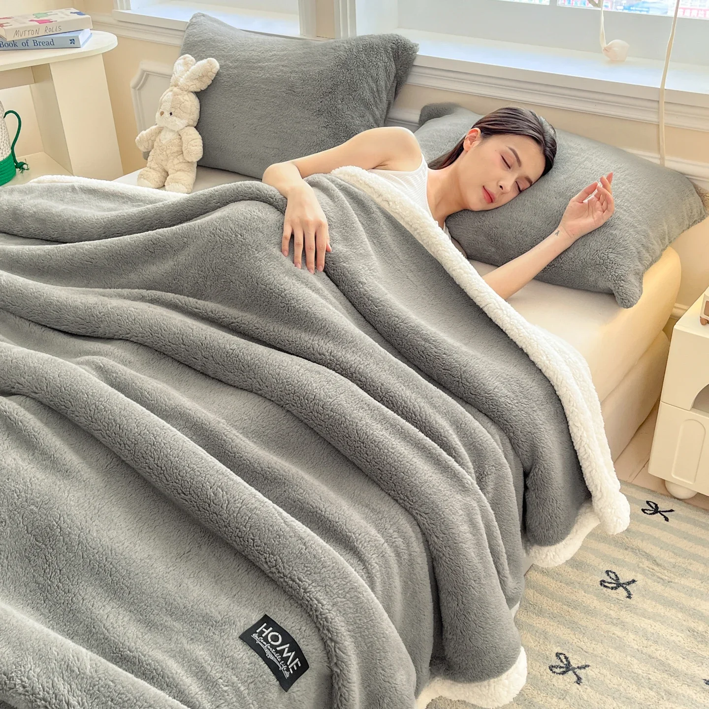 Milk Velvet Warm Spring Autumn Blanket Queen Size Artificial Lambswool Bed Blanket Home Soft Plush Throw Blankets for Sofa Bed