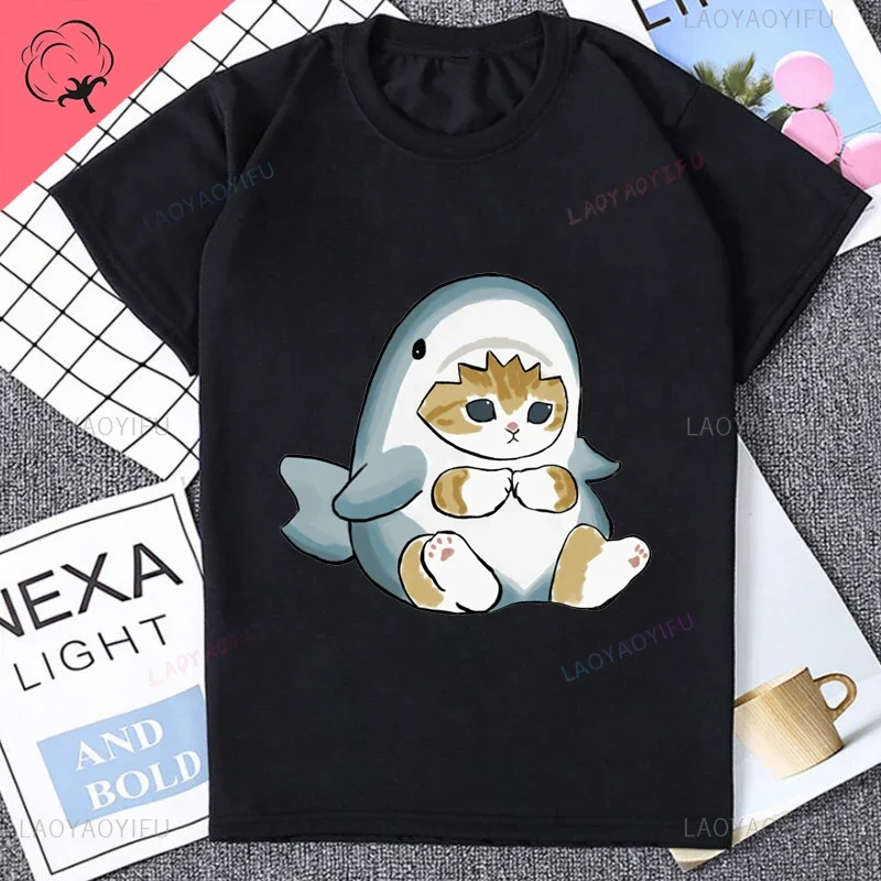 

Cute Cat Shark Costume Graphic Tee Funny Animal Print Cotton T-Shirt Summer Streetwear Unisex Casual T-shirt