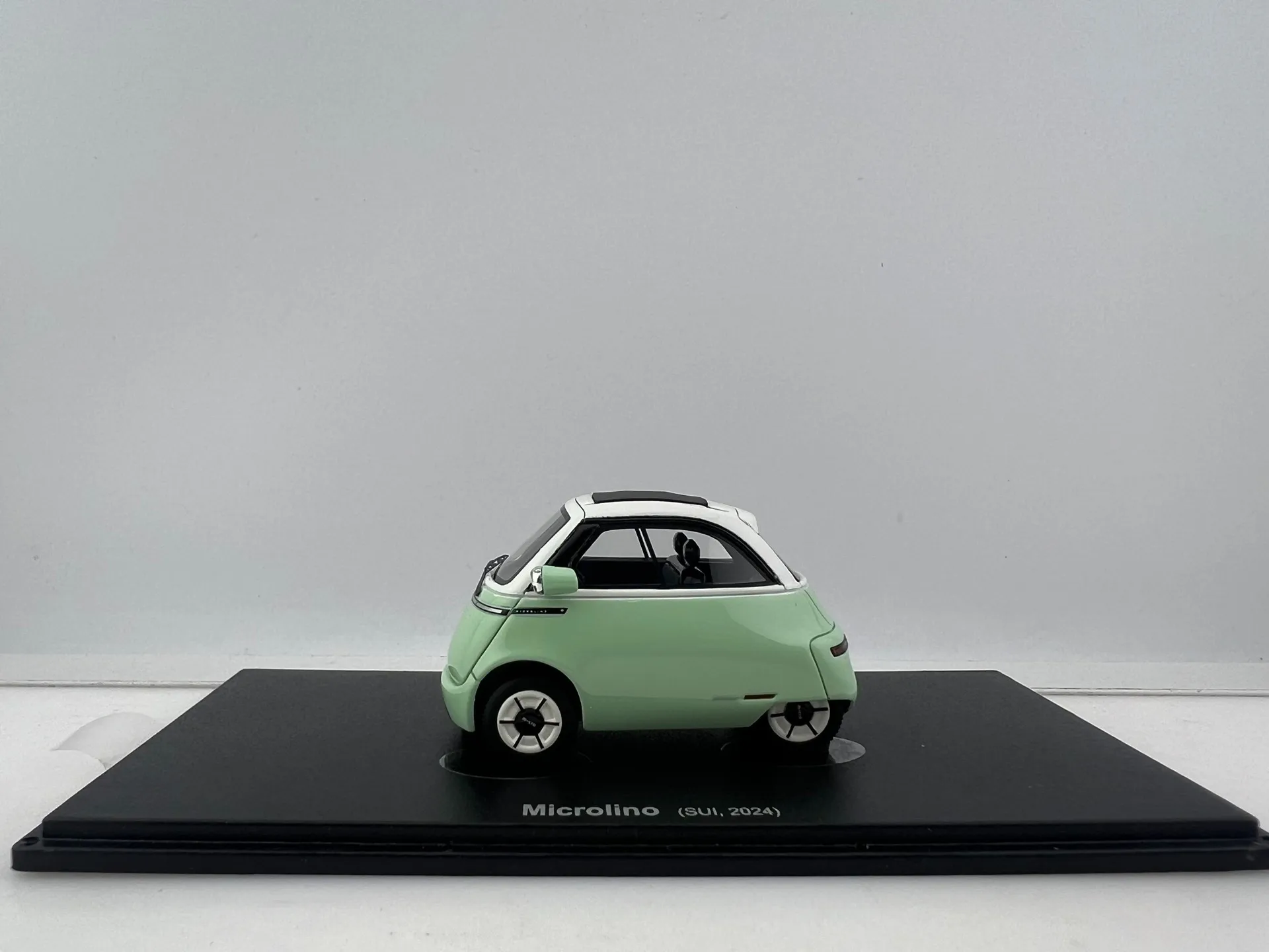 Diecast Autocult 1/43 Schaal BMW Ei Burger Elektrisch Voertuig Model Microlino Stedelijke Hars Auto Model Collectible Toy Gift Souvenir