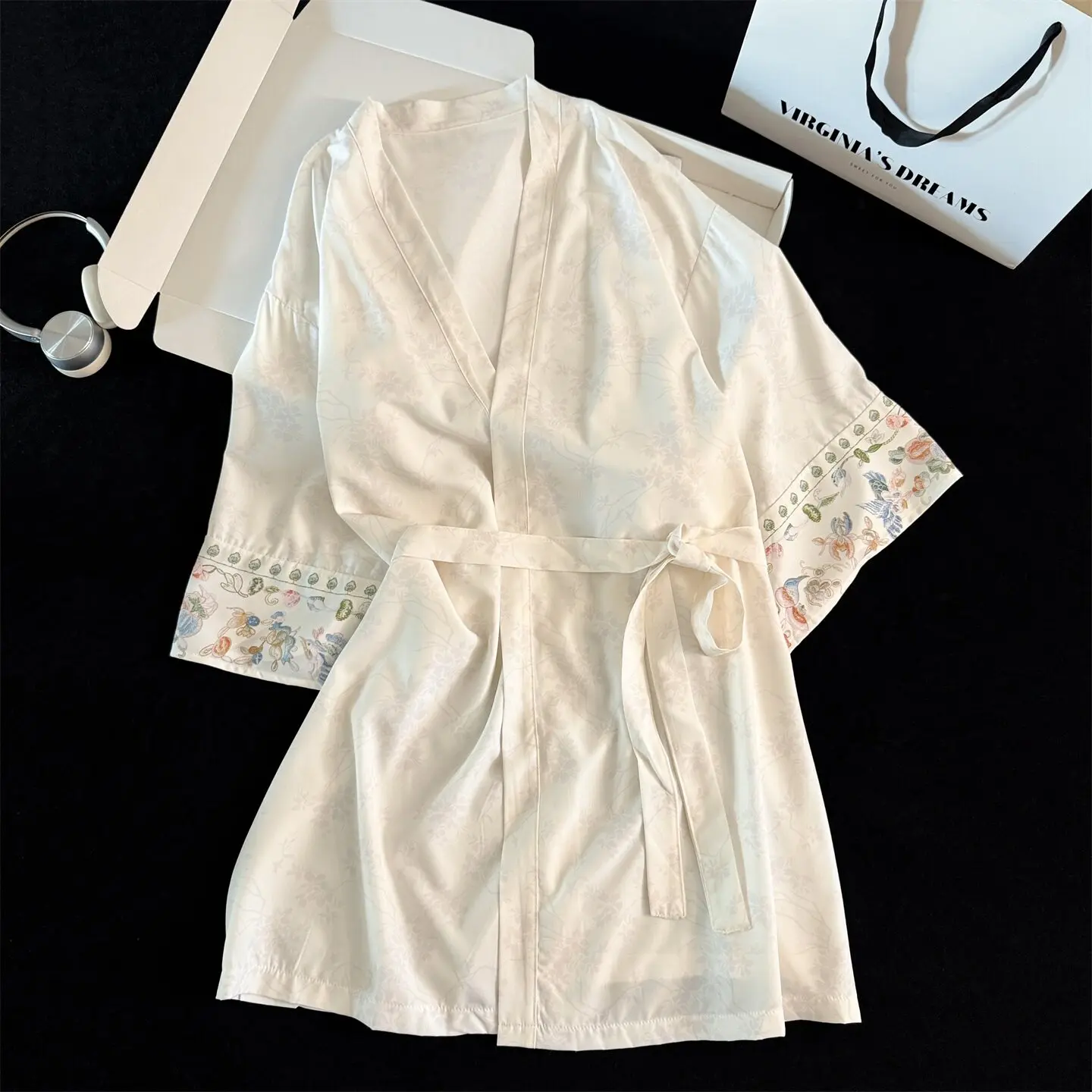 

Ice Silk Kimono Gown Women's Summer Nine-Quarter Sleeve Belted Bathrobe Thin Cool Home Clothes Apricot High-End Morning Gown