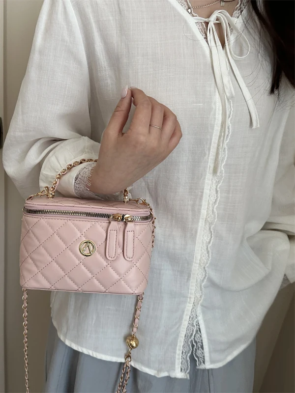  Embroidered Diamond Pattern Crossbody Bag Single Shoulder Versatile Personality Chain Square Bag for Young Women