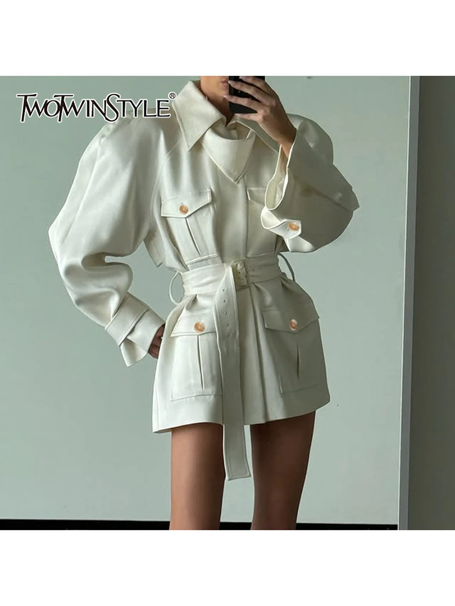 

TWOTWINSTYLE Slimming Spliced Pockets Fashion Jackets for Women Lapel Long Sleeves Tunic Patchwork Belt Jacket Female Clothing