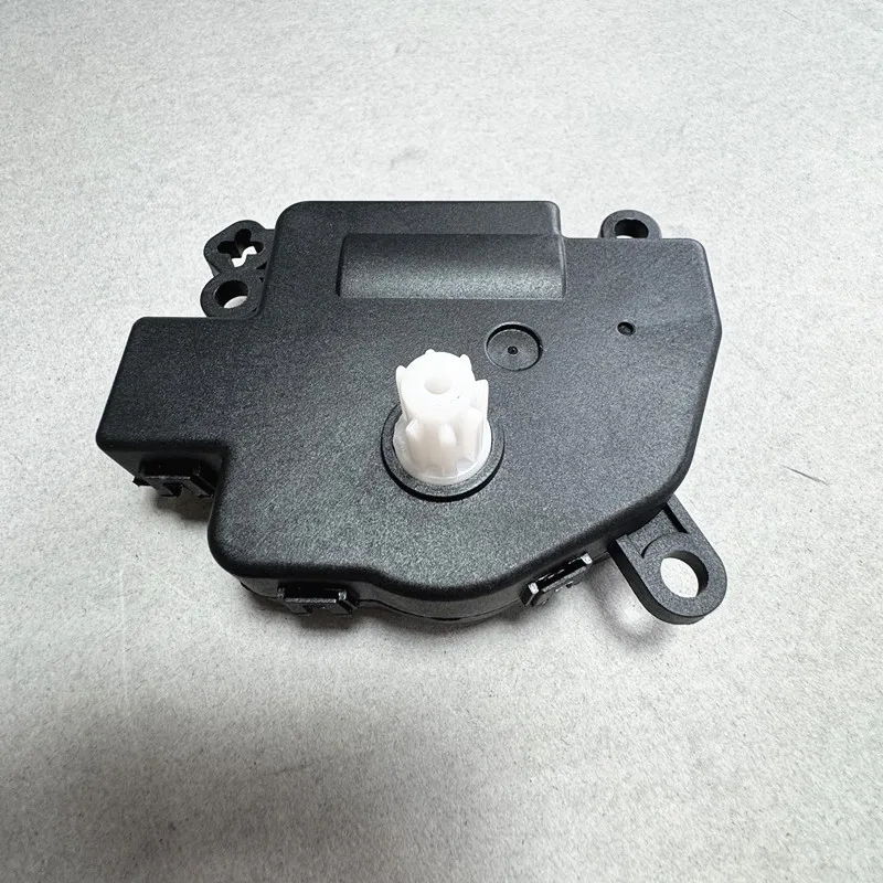 New HVAC Heater Blend Door Actuator for Nissan Quest Armada Titan Infiniti QX56 27743ZP00A 27743-ZP00A