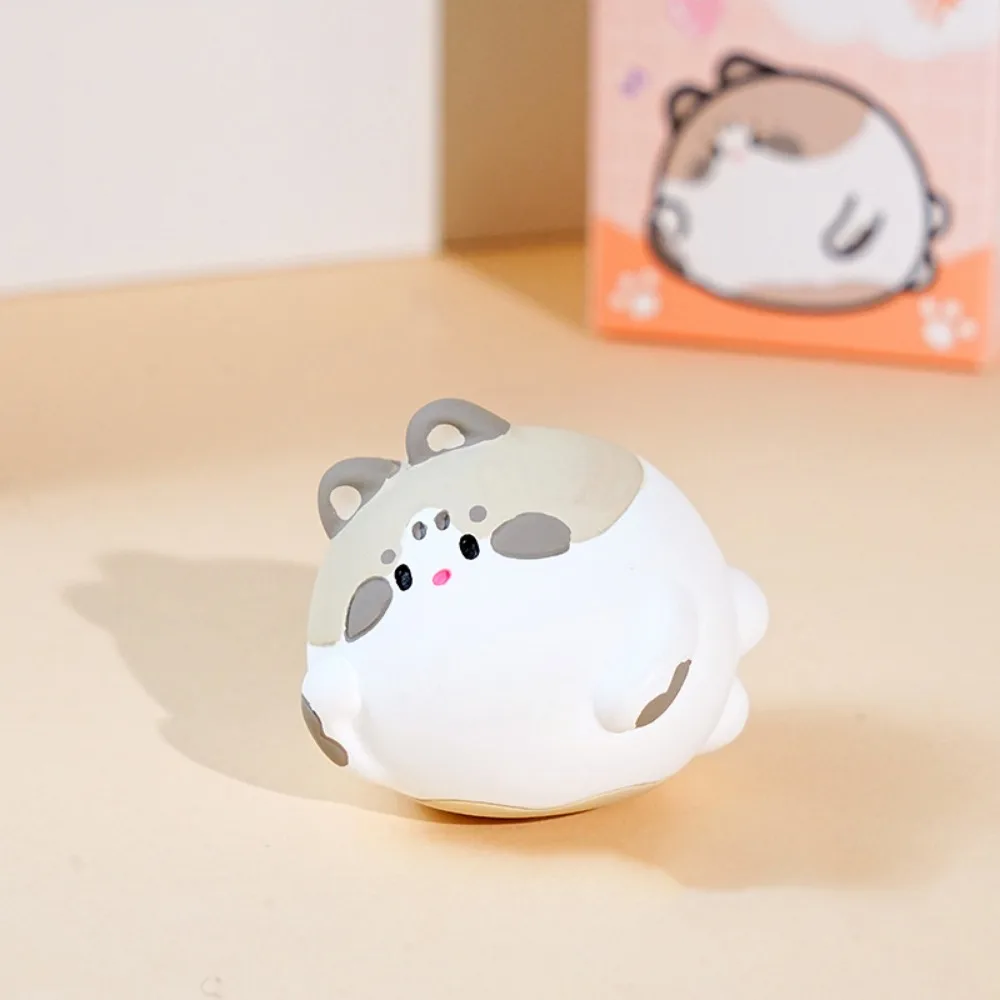 

Statue Round Cat Cat Resin Ornament Lovely Mini Cat Car Decorations Kawaii Cute Cat Ornament Home Decor