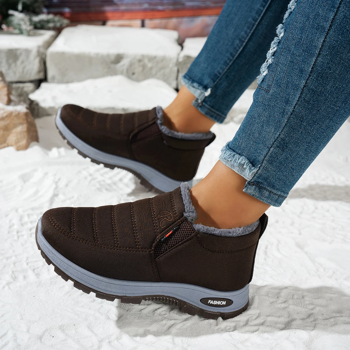 Women's Slip‑On Winter Snow Boots, Fuzzy Fleece Lined Warm Ankle Booties, Water‑Resistant Quilted Upper, Non‑Slip Thick Rubber Sole Cozy Winter Shoes, Easy On Off Casual Cold‑Weather Footwear for Moms Seniors Outdoor Daily Walking, Clearance Special Offer