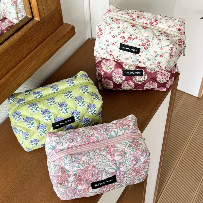 2025 خمر الأزهار الغرور حالة الحلو الجاكار ماكياج مخلب المرأة انغلق مربع الحقيبة الرجعية مستحضرات التجميل أدوات الزينة المنظم أكياس #4