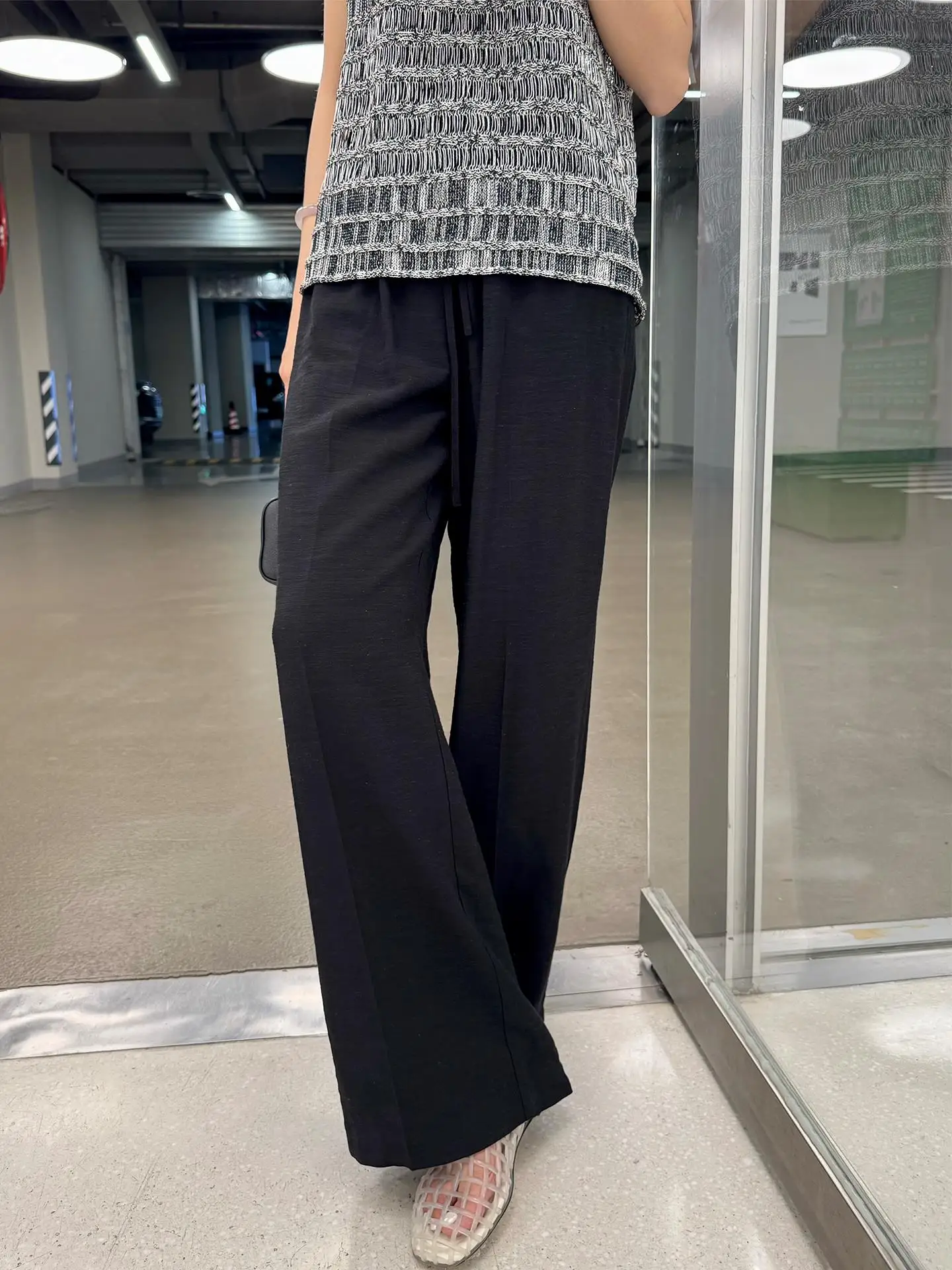 กางเกงผ้าลินินทรงตรงแบบตะวันตก รุ่น Q70825P สำหรับผู้หญิงทำงานในจีน ฤดูใบไม้ร่วง 2025  ทันสมัย ยั่งยืน และสั่งตัดได้