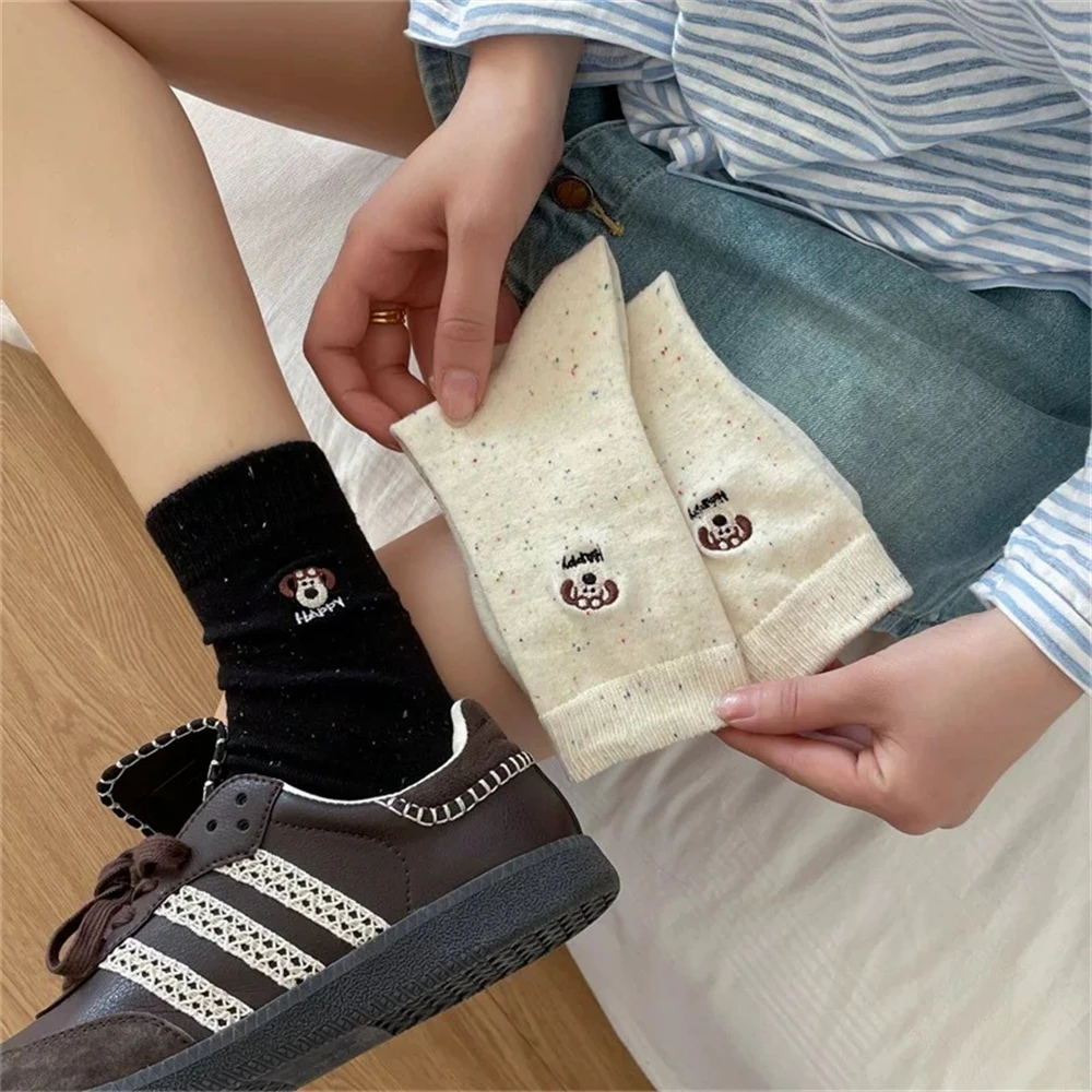 Cute animation peripheral creative spotted cotton versatile couple mid-calf socks are breathable, simple and versatile