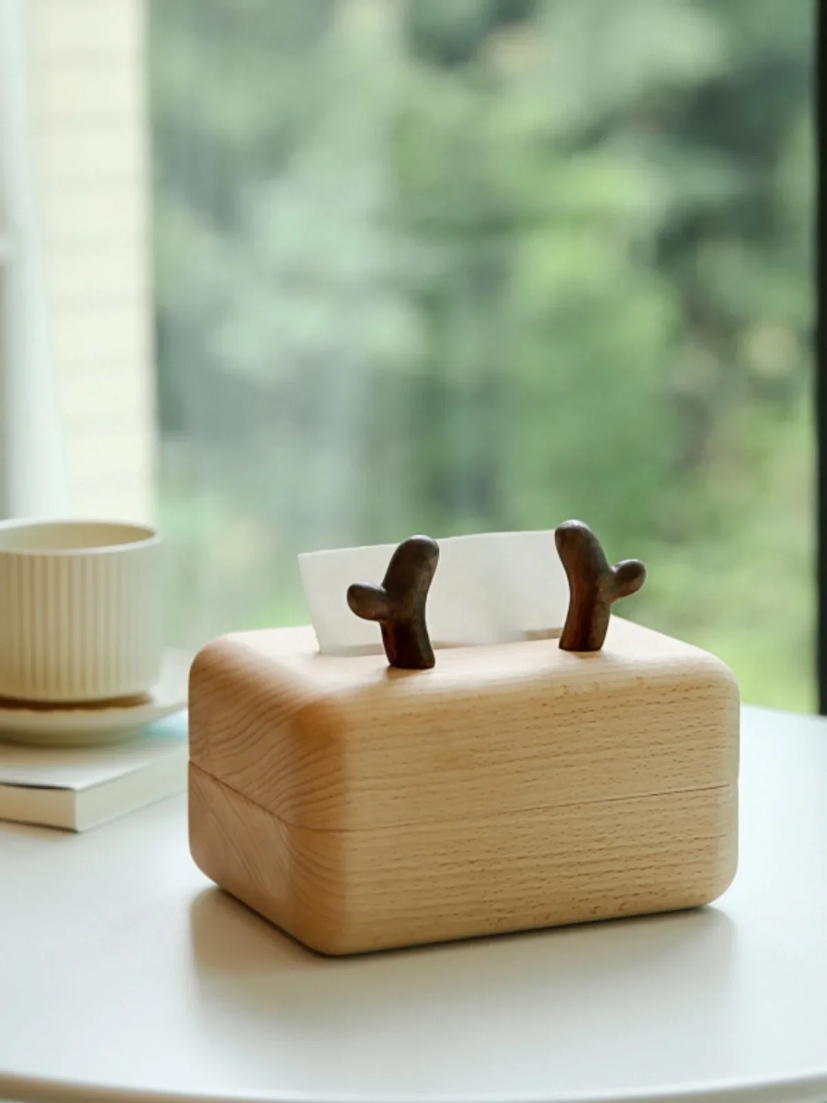 North American cherry wood, red oak, whole wood, hollowed out antlers, living room, tissue box, creative