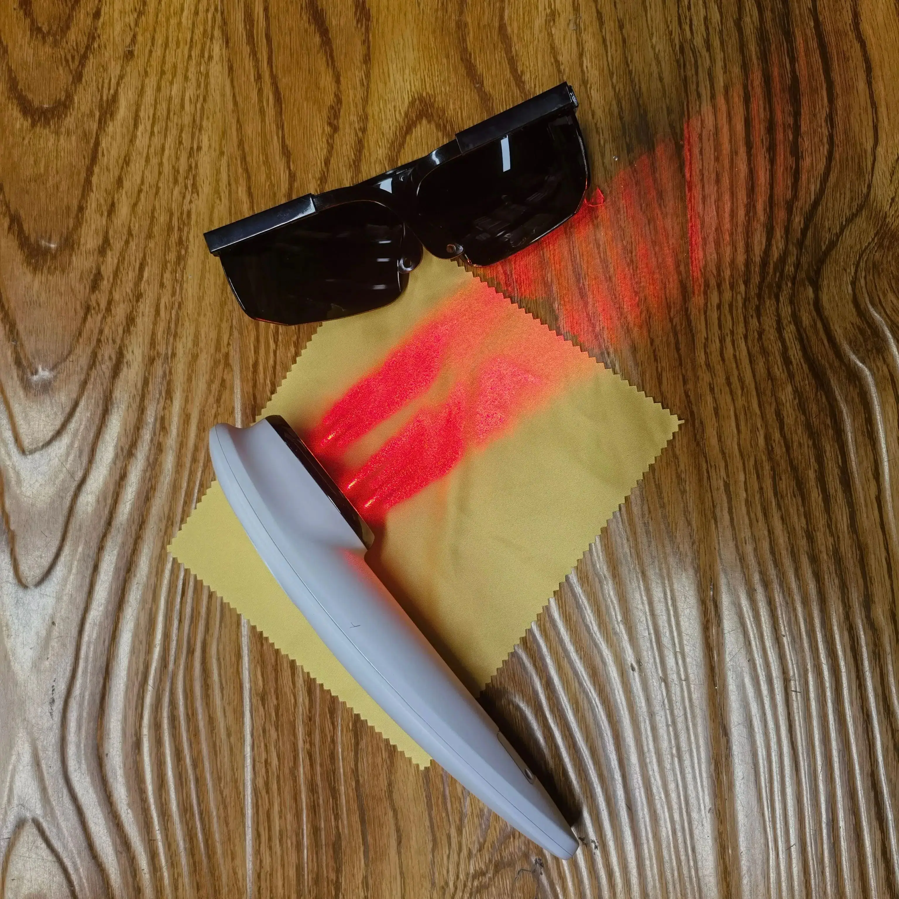 

【Двойной чип 650+808 нм】Устройство холодной лазерной терапии LLLT Инфракрасный свет для облегчения боли при артрите в спине, плечах