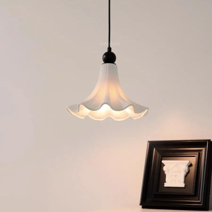 French medieval ceramic restaurant bar counter bedside lamp solid wood foyer bedroom homestay lighting petal pendant light