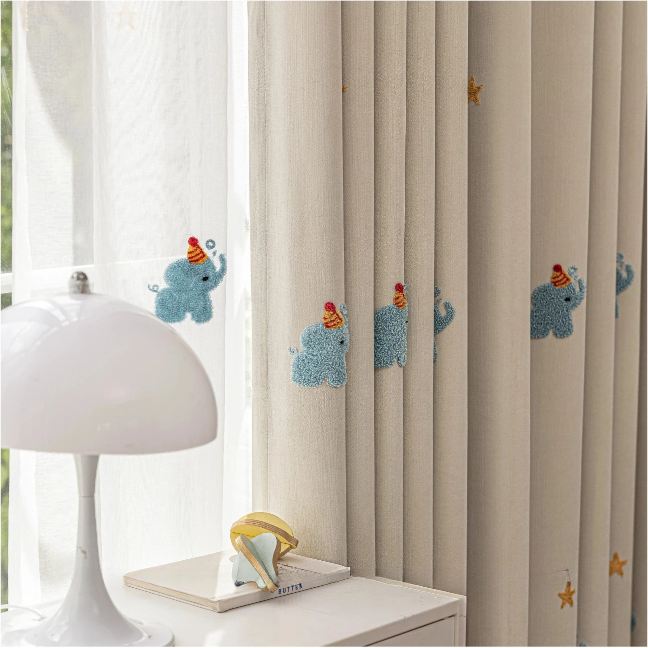 Cream Wind Children's Room Curtains Cartoon Embroidery Chenille Blackout Window Screen Curtains for Living Dining Room Bedroom