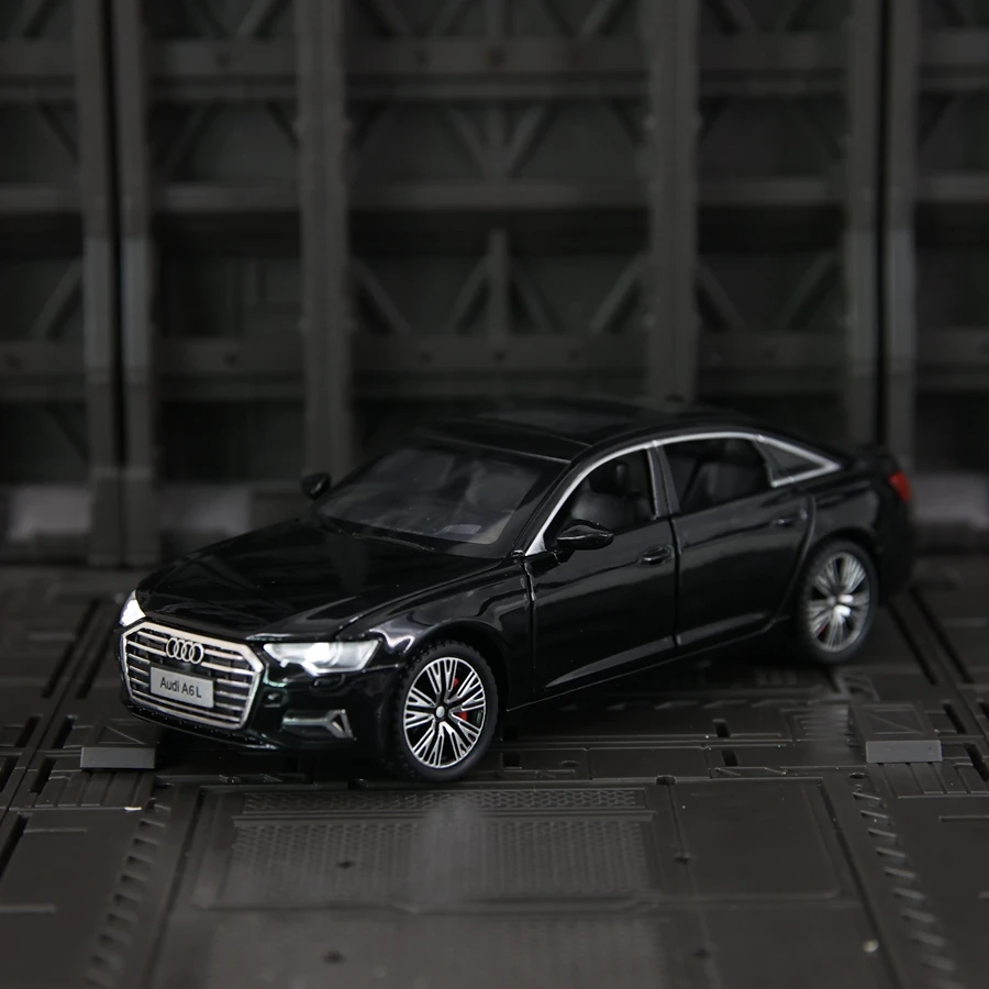 1:32 Nissan GTR35 modelo de carreras de aleación, puertas y capó de motor, el maletero se puede abrir tiene funciones de sonido y iluminación simuladas