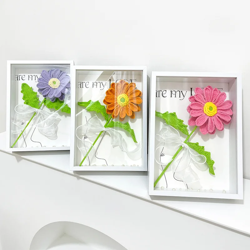 

Wool Crochet Handmade Flowers Gerbera Diffuser Photo Frame Finished Bouquet Gift Furniture Ornaments for Relatives and Friends