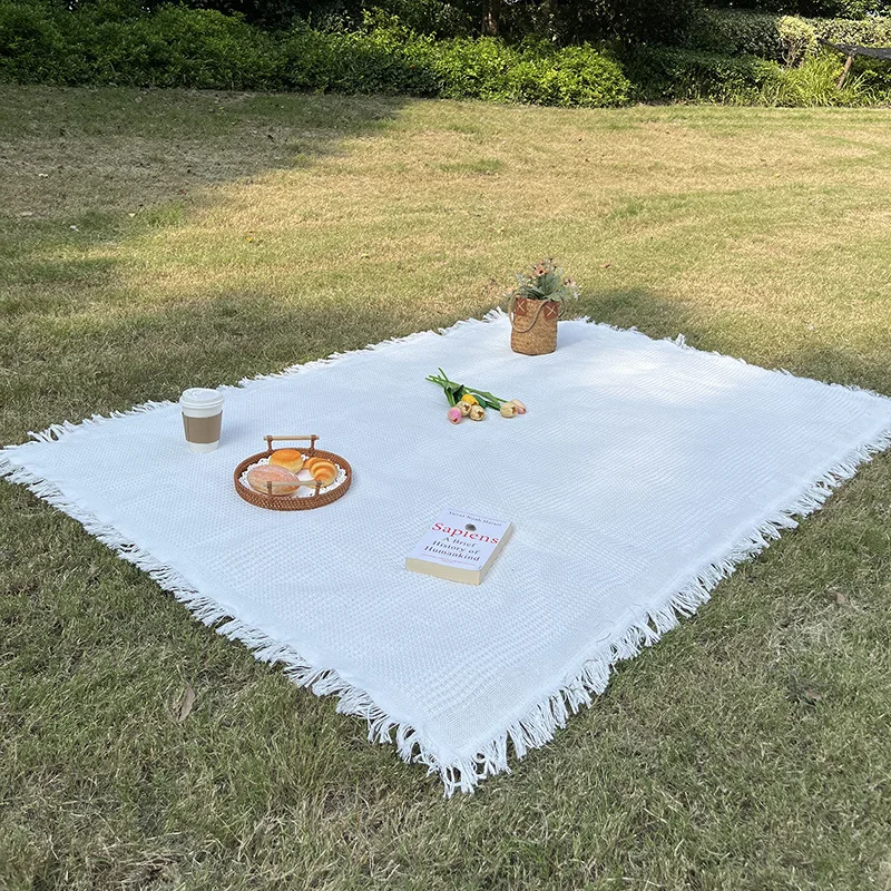 Picnic Blanket with Tassel Camping Mat Lawn Pad for Outdoor Travel Portable Knitting Tablecloth Nap Bedspread