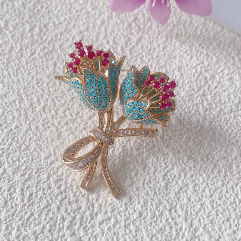 

Exquisite Blue Bouquet Brooch Creative Design Elegant Versatile Pin Luxury Clothing Accessories