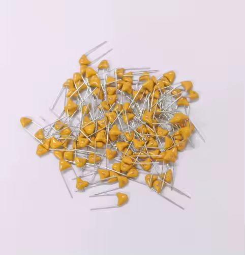 100pcs/200pcs 50V monolithic ceramic capacitor 10PF 22PF 100P 47NF 220NF 1NF 4.7UF 1UF 100NF 330NF 0.1UF 102 104 105 P=5.08mm - Image 2