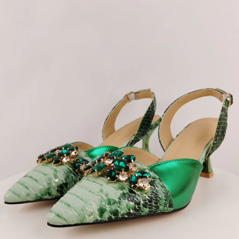 

Green Snake Print Pointed Toe Rhinestone Cat Heels Pumps Woman Summer 2026 Crystal Slingback High Heel Party Wedding Shoes
