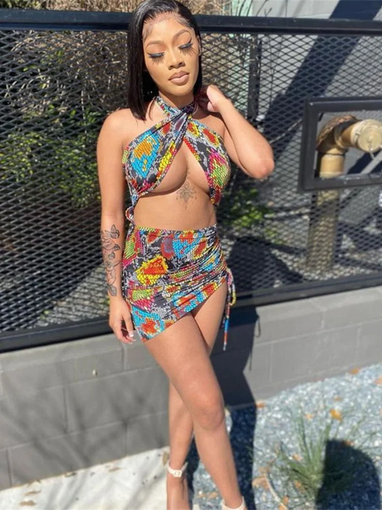 이상한 뱀 무늬 Y2K 섹시 홀터 드레스 여성 스키니 스트레치 배꼽 노출 바디콘 백리스 드로스트링 패션 휴가 의상