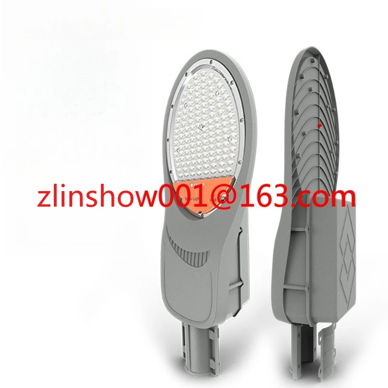 Solar street light 4/6 /8 meters Engineering street light LED street light Source manufacturer