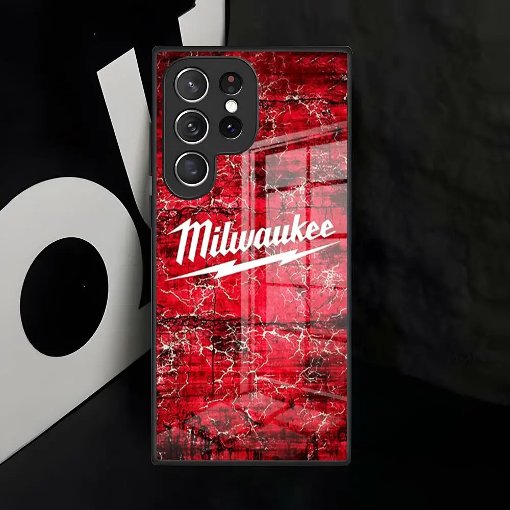 B-M-MilwauKeES TOol Phone Case For Samsung S26 S25 Edge S24 S23 S22 Ultra Plus Fe A57 A37 A17 A56 5G Glass Cover