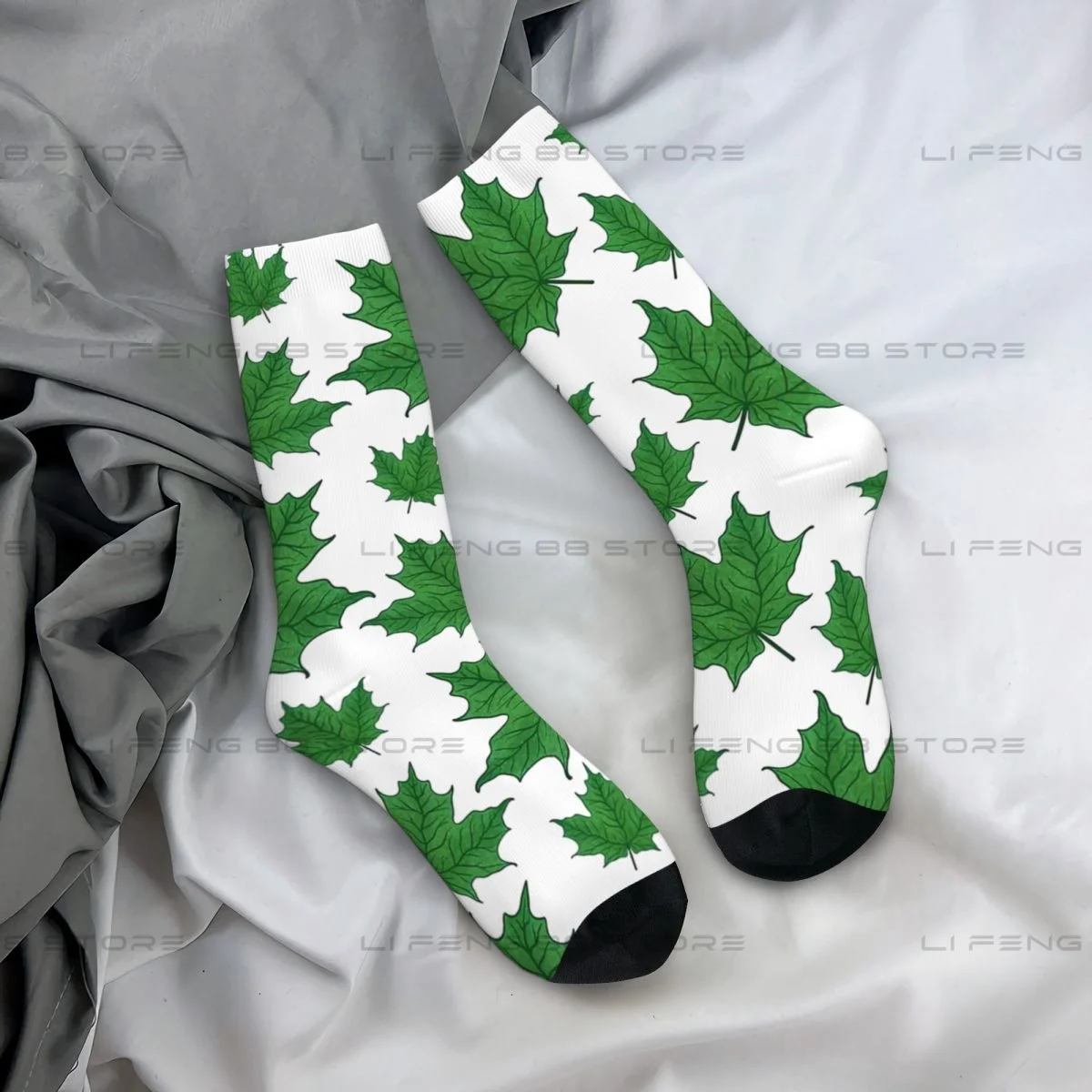 Maple Leaf In Green Men Women Socks Cycling Novelty Spring Summer Autumn Winter Stockings Gift