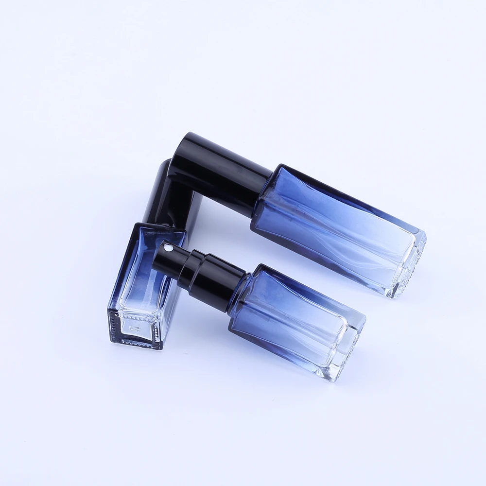 

10 шт./лот, 5 мл, 10 мл, портативная многоразовая синяя стеклянная бутылка для духовaria с распылителем, пустые косметические контейнеры, бутылки с распылителем