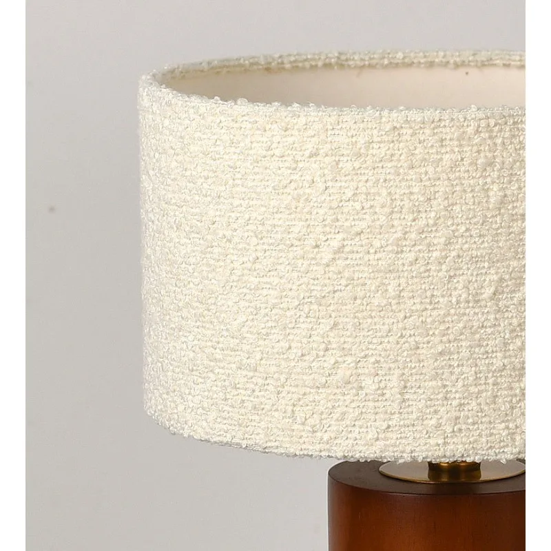 خمر مصابيح طاولة خشبية فندق غرفة نوم غرفة المعيشة الإقامة المنزلية دراسة النسيج عاكس الضوء LED جو إبداعي أضواء مكتب السرير