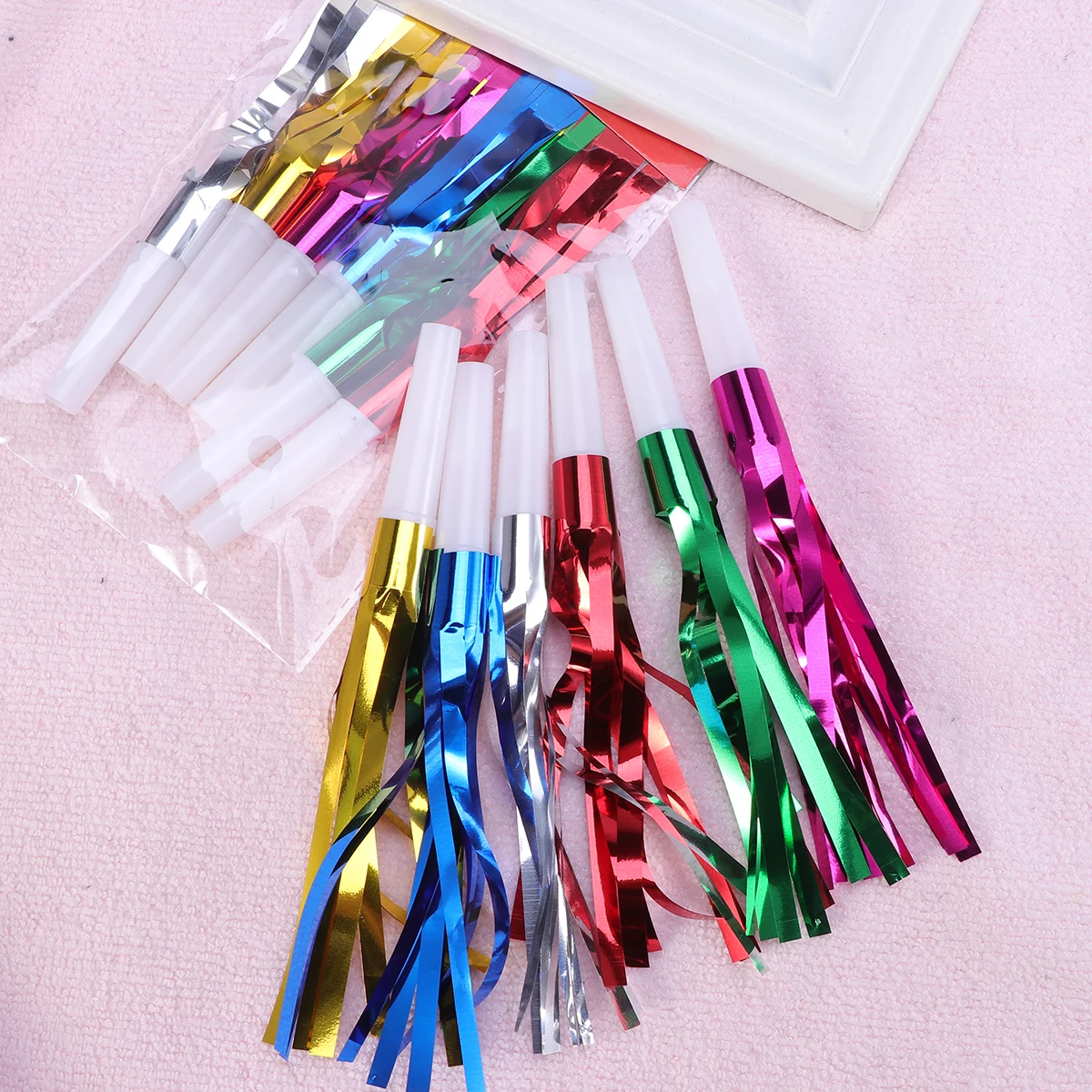 12pcs Random Color Plastic Whistles 16x8x1.5cm Party Noisemaker Kids Toys Blowouts Favors Christmas Wedding Birthday