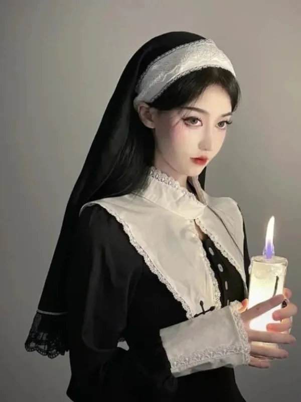 K Bla Nun's Orm Cos… - image