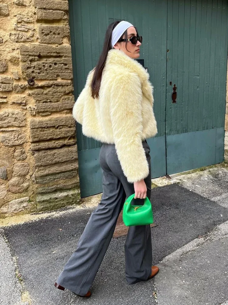 Yellow Short Faux Fur Coat Women Lapel Long Sleeve Fluffy Loose Cardigan Jacket 2025 Winter Lady Thicken Warm Street Outerwear