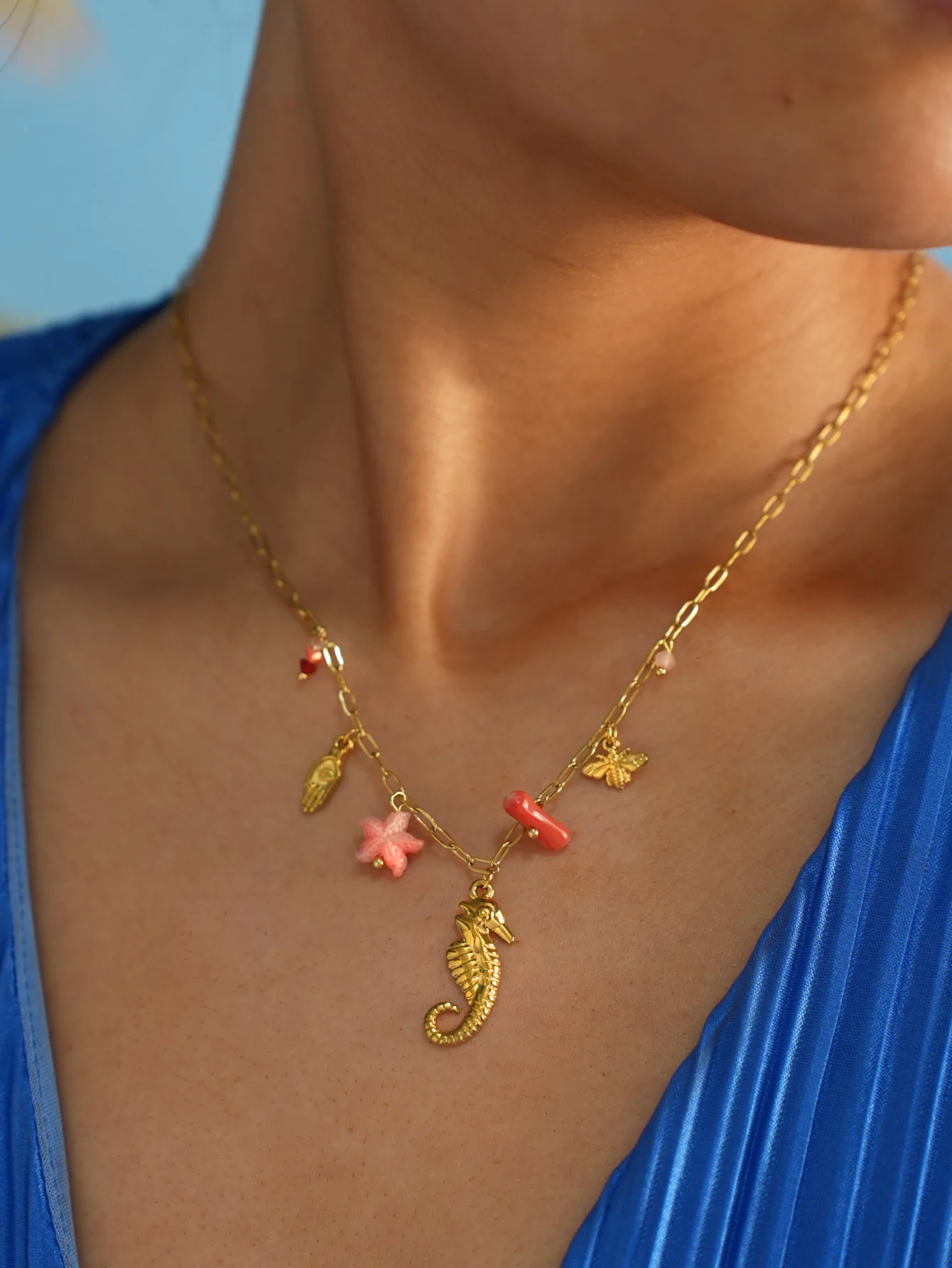

Exquisite Summer Stainless steel Seahorse Necklace 18K Gold Plated Waterproof Ladies Jewelry For Daily Wear Vacation Seaside Etc