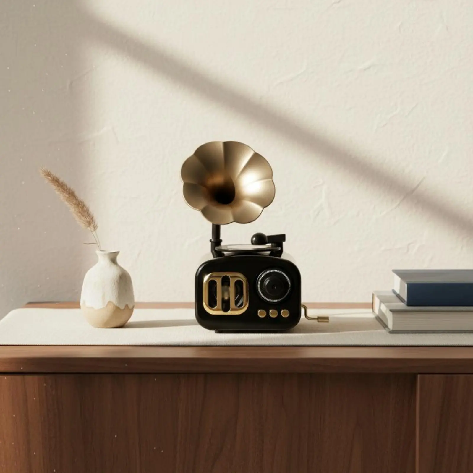 Vintage Gramophone Music Box Clockwork Mechanism Retro Phonograph Music Box Miniature Phonograph Decoration Creative Gift