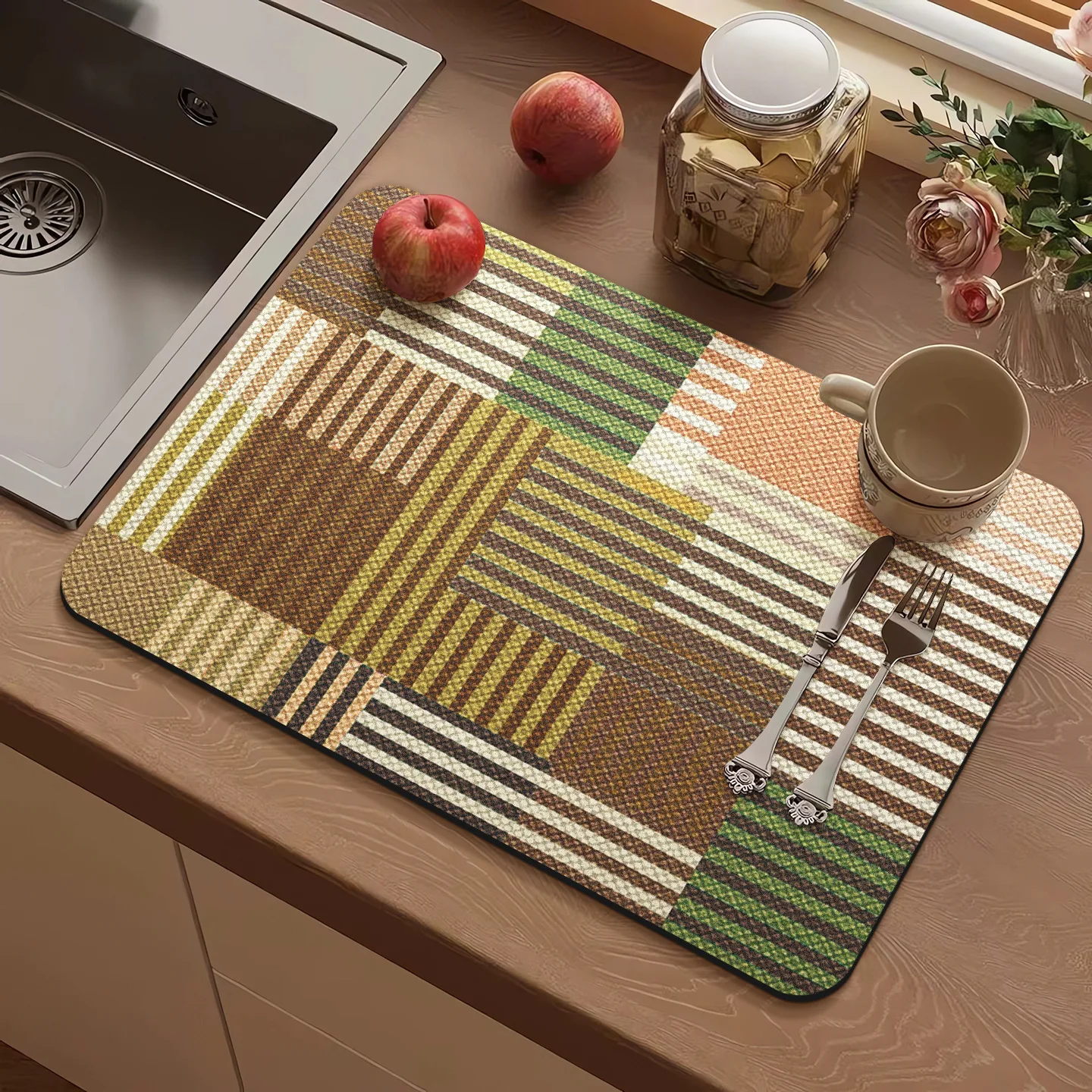 VIKAMA Stain Resistant Diatomaceous Earth Kitchen Mat, Absorbent Fast Drying Non-Slip Sink Counter Mat, Home Decor