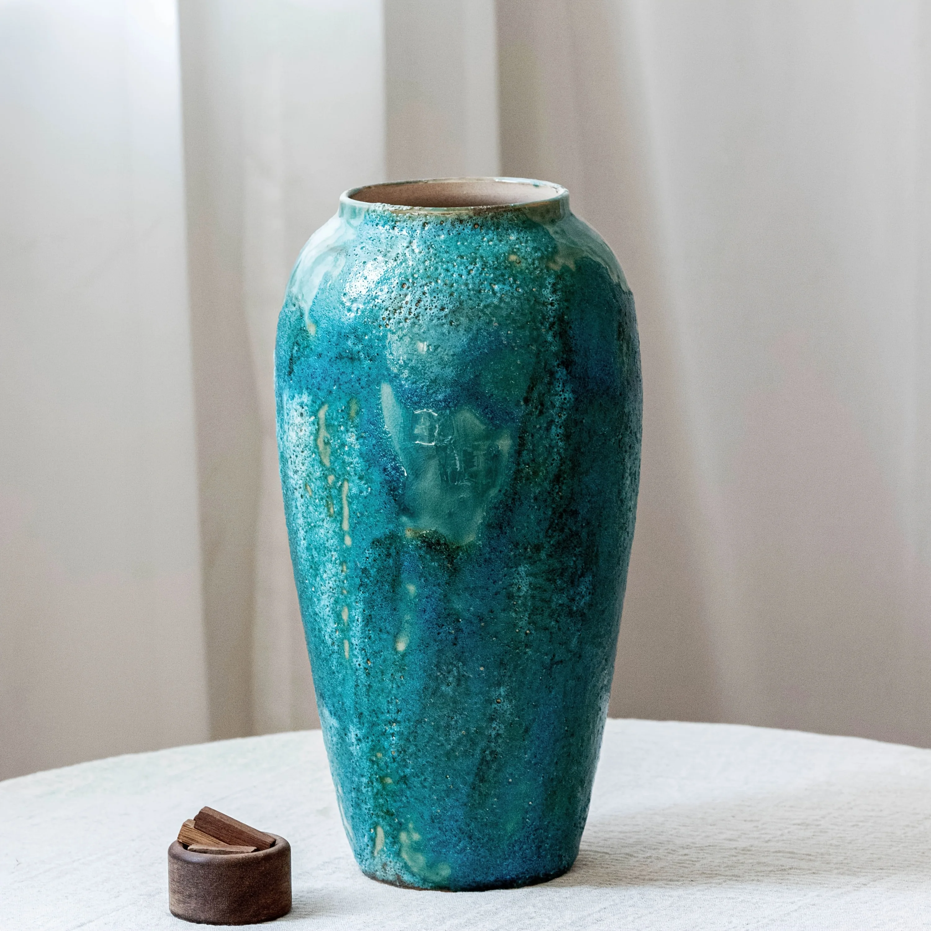 Elegant Turquoise Ceramic Vase with Branches - Vintage Asian-Inspired Decorative Vase for Living Room, Tea Room, Wedding