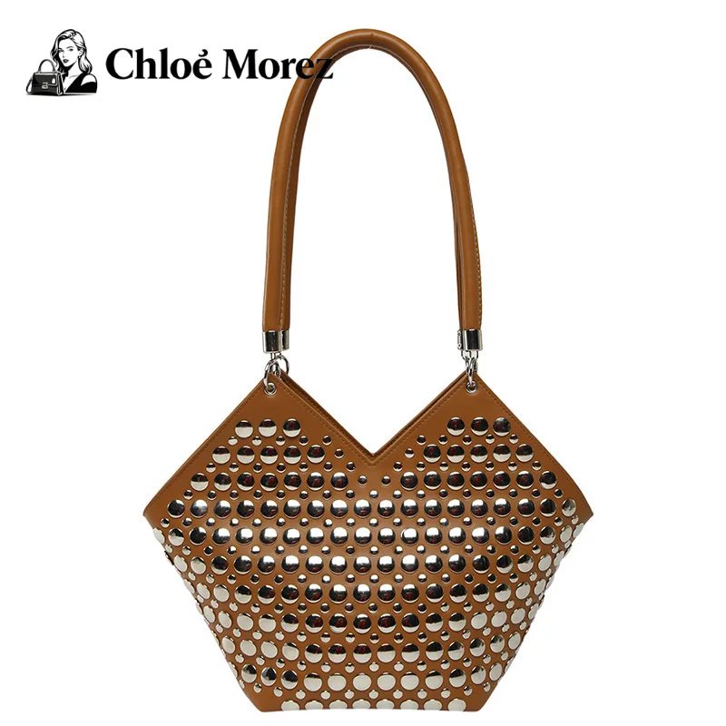 

Women's Bag, Fashionable Polka Dot Rivet Shoulder Bag, Versatile, Large Capacity, Hand-held Bucket Bag